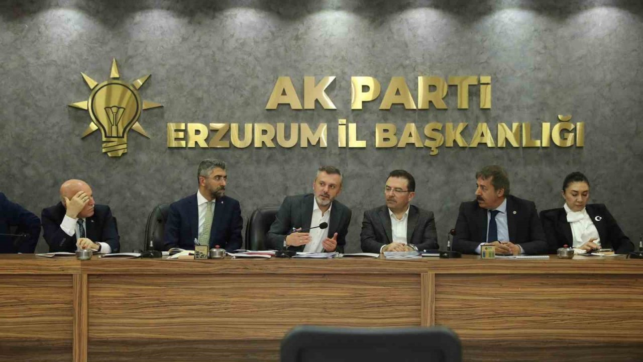 Erzurum AK Parti’de seçim zirvesi