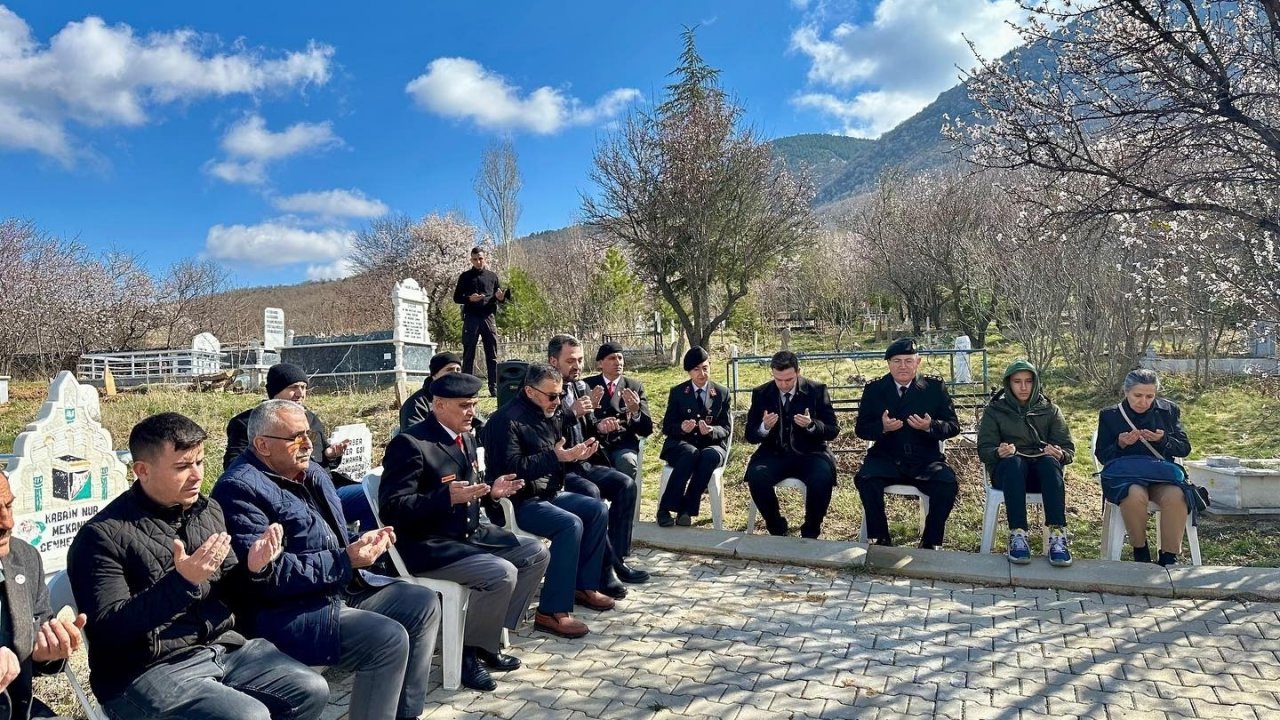 Şehit Yılmaz Tankül mezarı başında anıldı