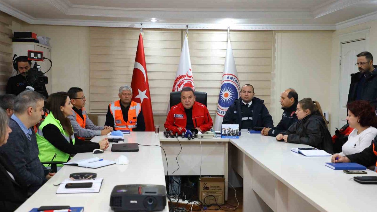 Antalya’da sel mağduru 574 vatandaşın hesabına nakit yardımları yattı