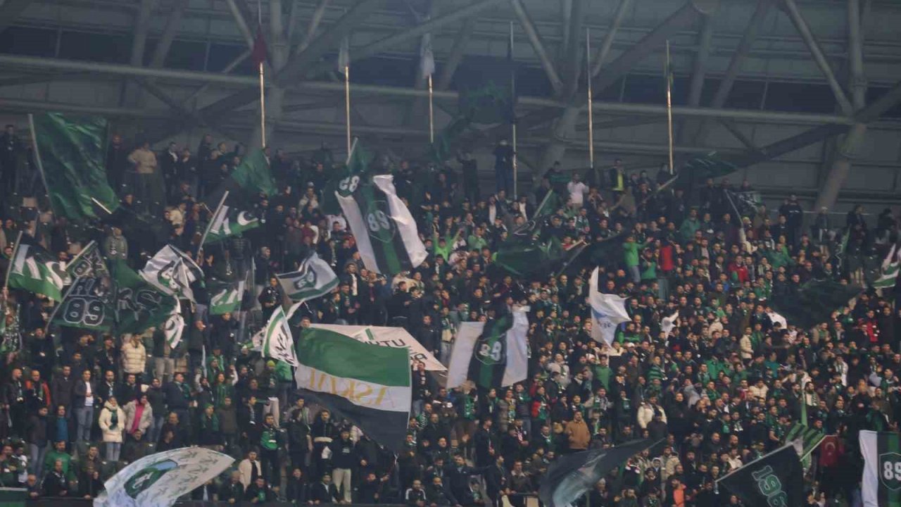 Gençlere Kocaelispor üyeliği ve kombine müjdesi