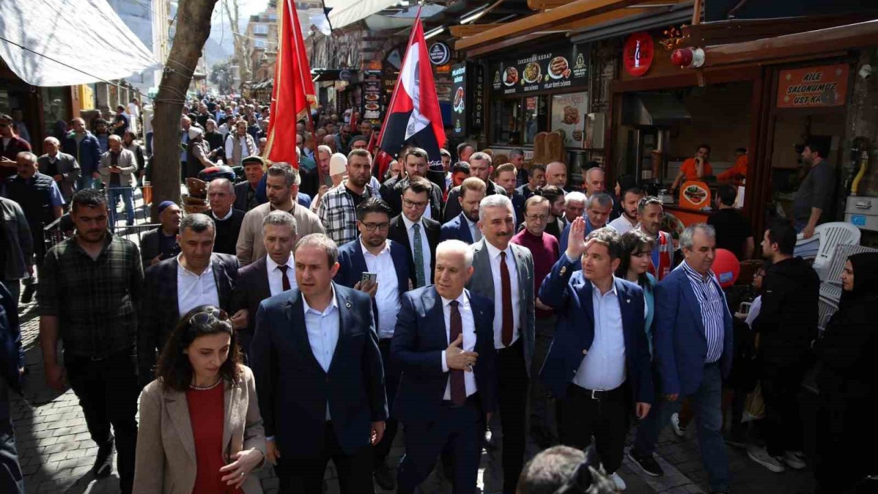 Bursa, Bozbey’i bağrına bastı