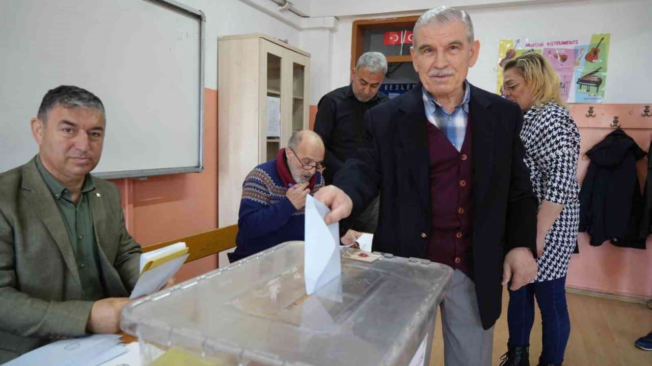 Samsun’da oy kullanma işlemi başladı