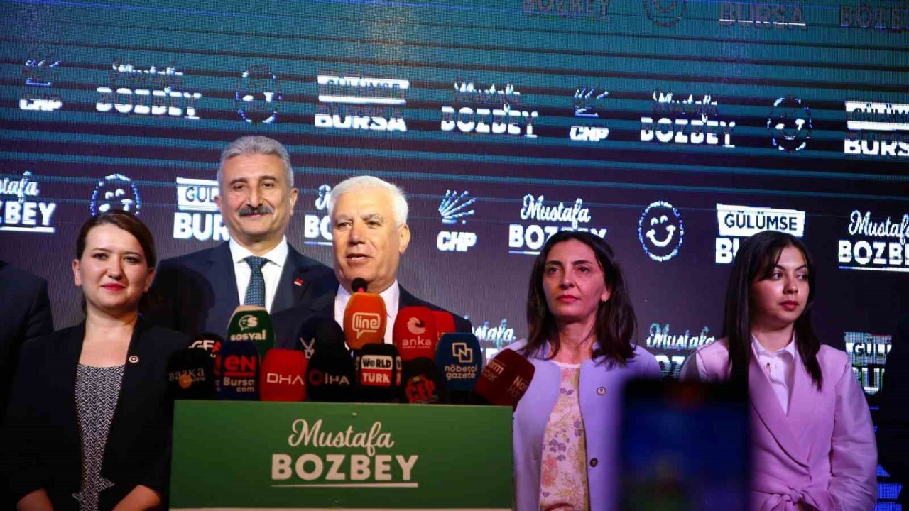 Mustafa Bozbey: “Öndeyiz”