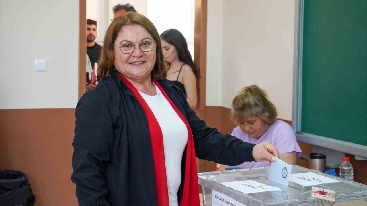 Didim’in ilk kadın belediye başkanı oldu