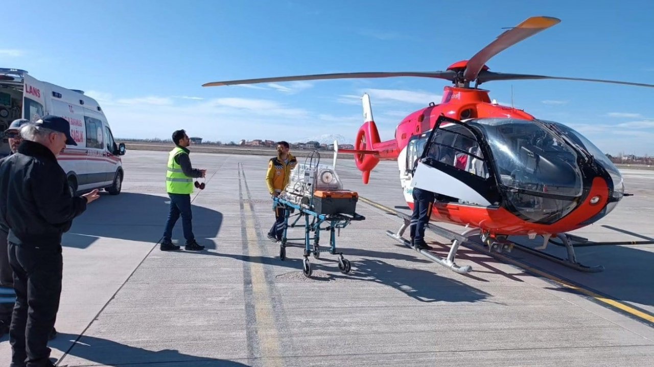 12 günlük bebek, helikopterle Van’a sevk edildi