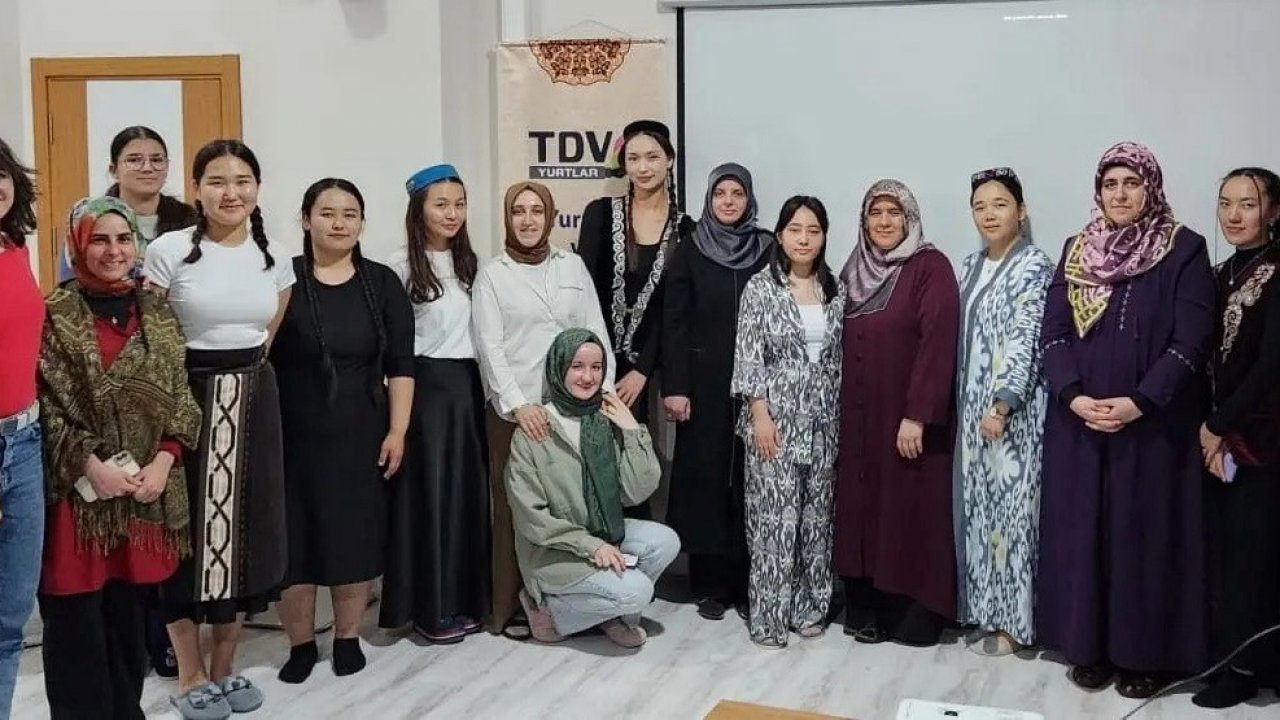 Uluslararası Tanıtım Programı ile kız yurdunda kültürler buluştu