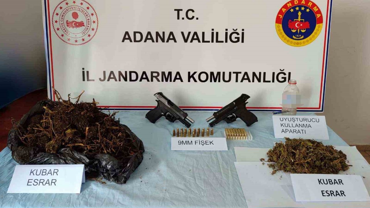 Adana’da 2 kilo 600 gram esrar ele geçirildi