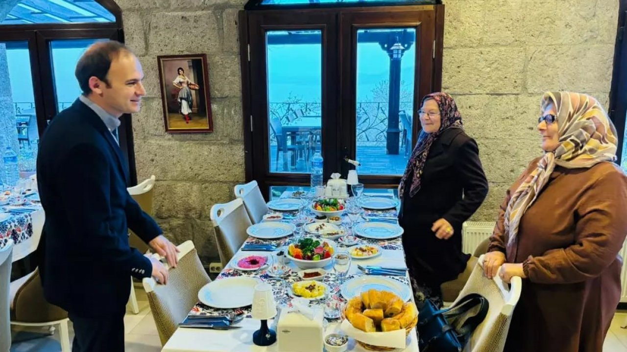 Ayvacık’ta Şehit Aileleri ve Gaziler onuruna iftar yemeği düzenledi