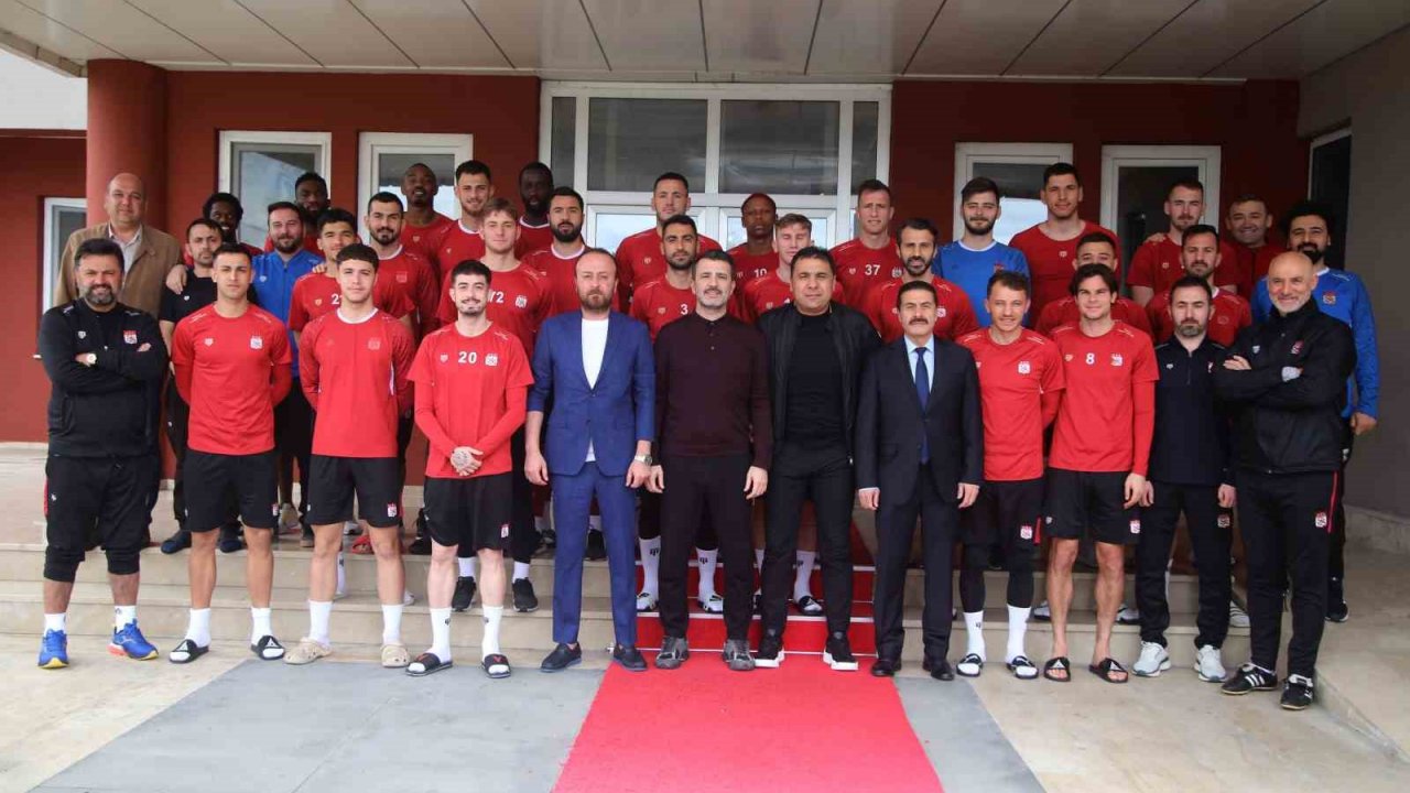 Sivasspor’da bayramlaşma töreni yapıldı