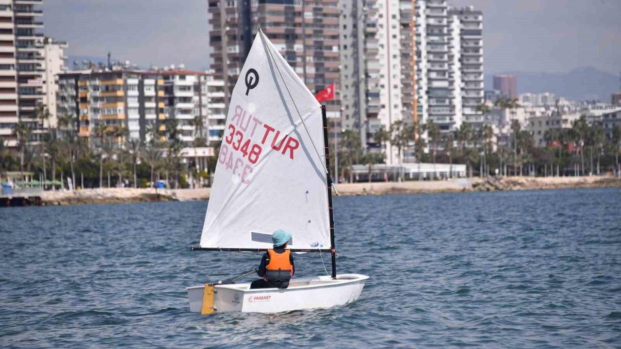 Mersin’de Babil Su Sporları Merkezi hizmete açıldı