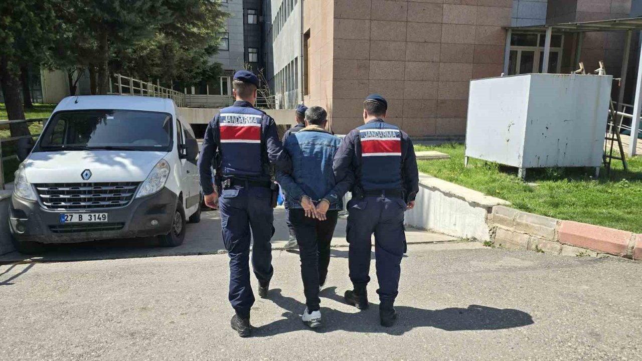 Gaziantep’te şafak operasyonunda yakalanan terör örgütü üyesi tutuklandı