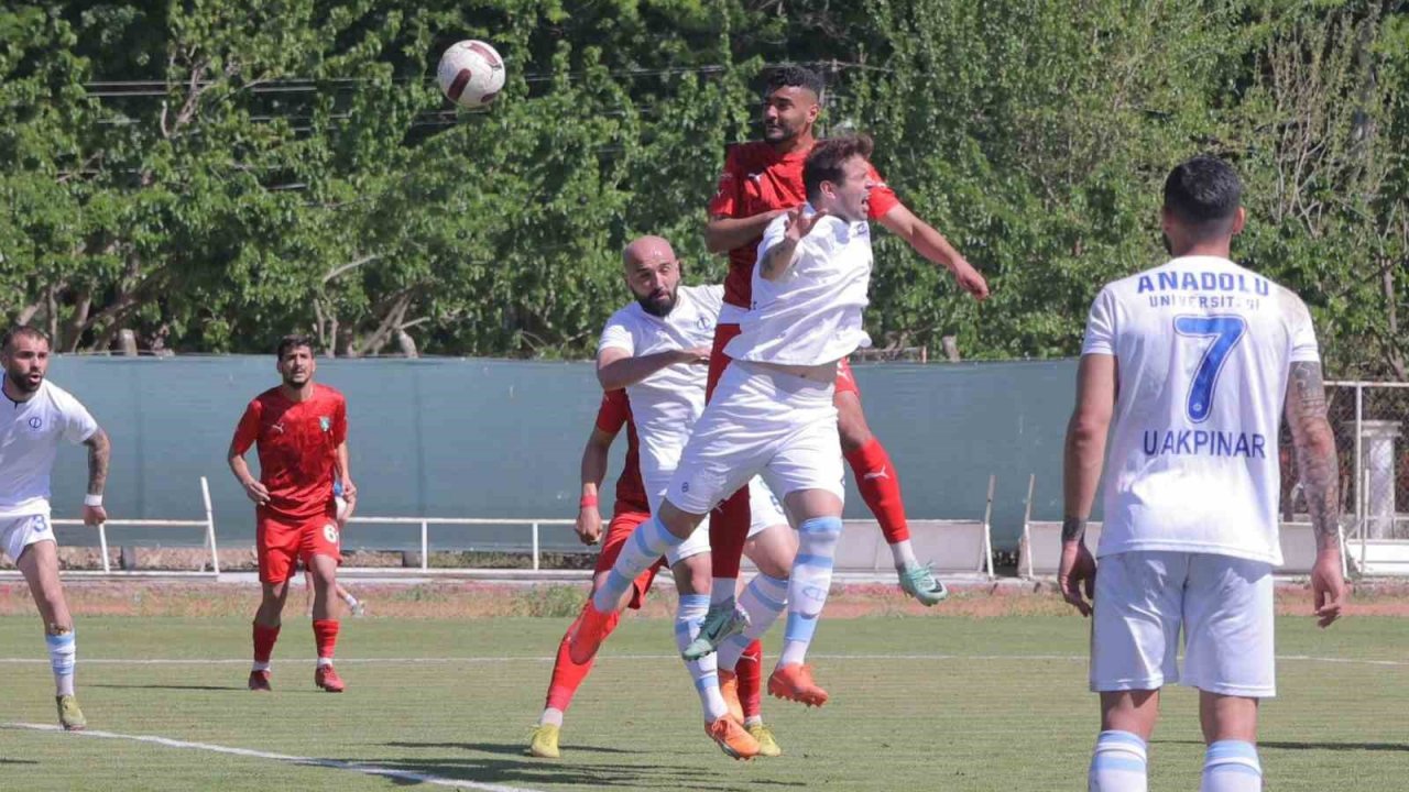 TFF 3. Lig: Efeler 09 SFK: 1 - Anadolu Üniversitesi: 1