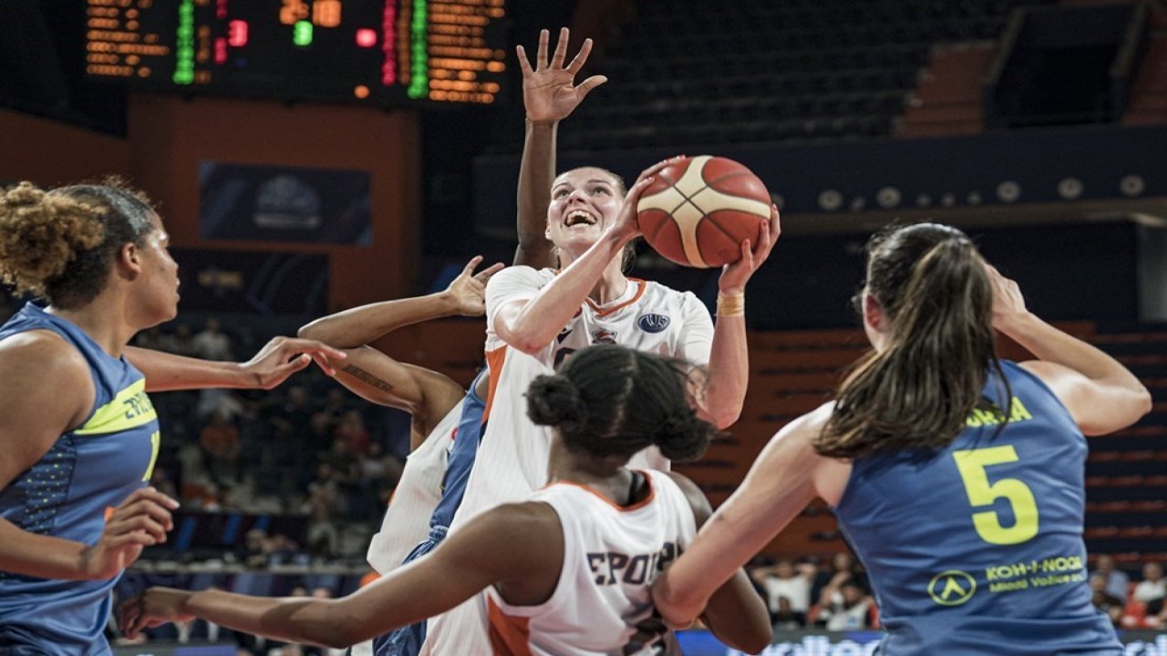 Kadınlar Euroleague: ÇBK Mersin: 67 - USK Praha: 95