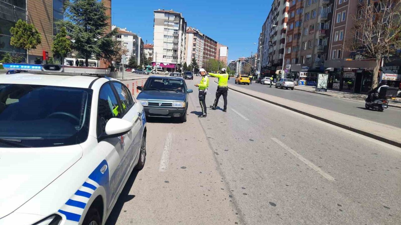 Bayramın tatilinin son günü 616 sürücüye ceza kesildi