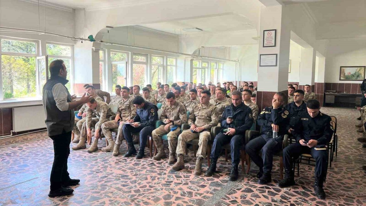Elazığ’da jandarma personeline yangın eğitimi