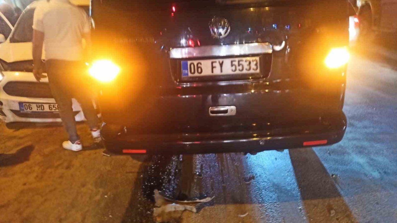 Ankara’da 3 aracın karıştığı zincirleme kaza: 3 yaralı