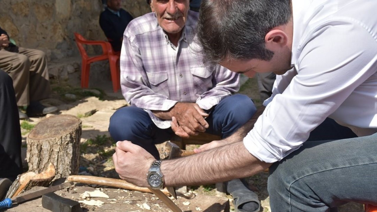 Kaymakam Mete, Sason Bitlis sınırındaki köylerde vatandaşlarla bir araya geldi