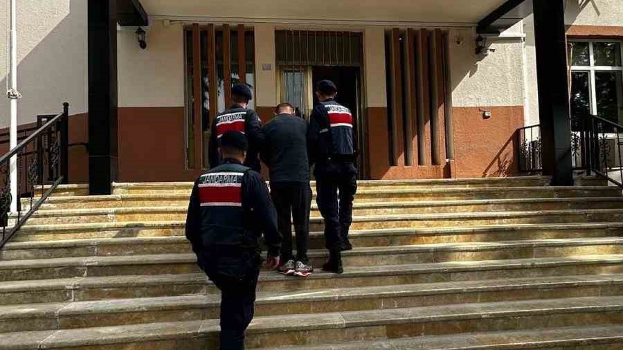 Bilecik’te 5 ayrı suçtan aranan şahıs Bursa’ da yakalandı