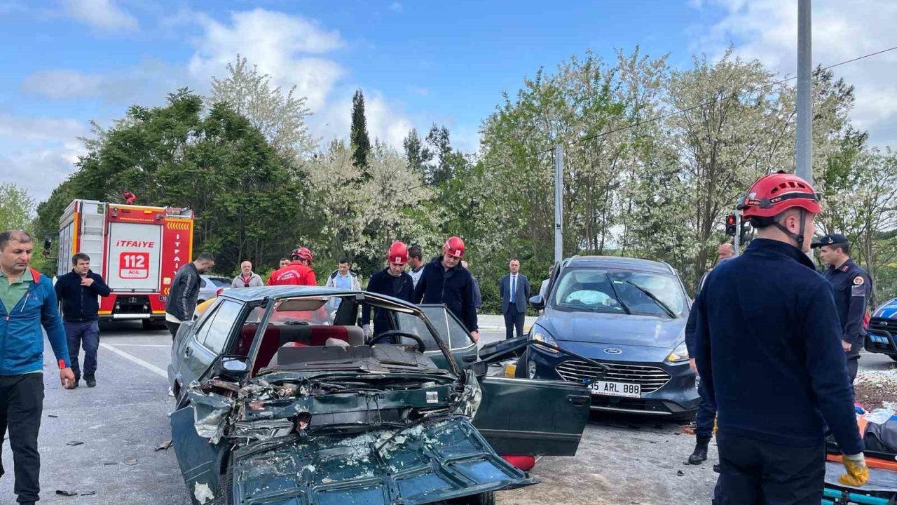 Balıkesir’de trafik kazası: 1 ölü 5 yaralı