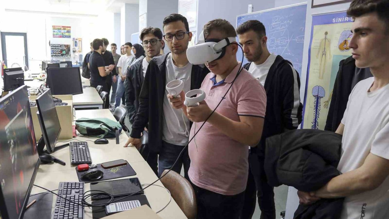 SUBÜ’de yapay zeka ve dijital dönüşüm: 10 yeni program açıldı