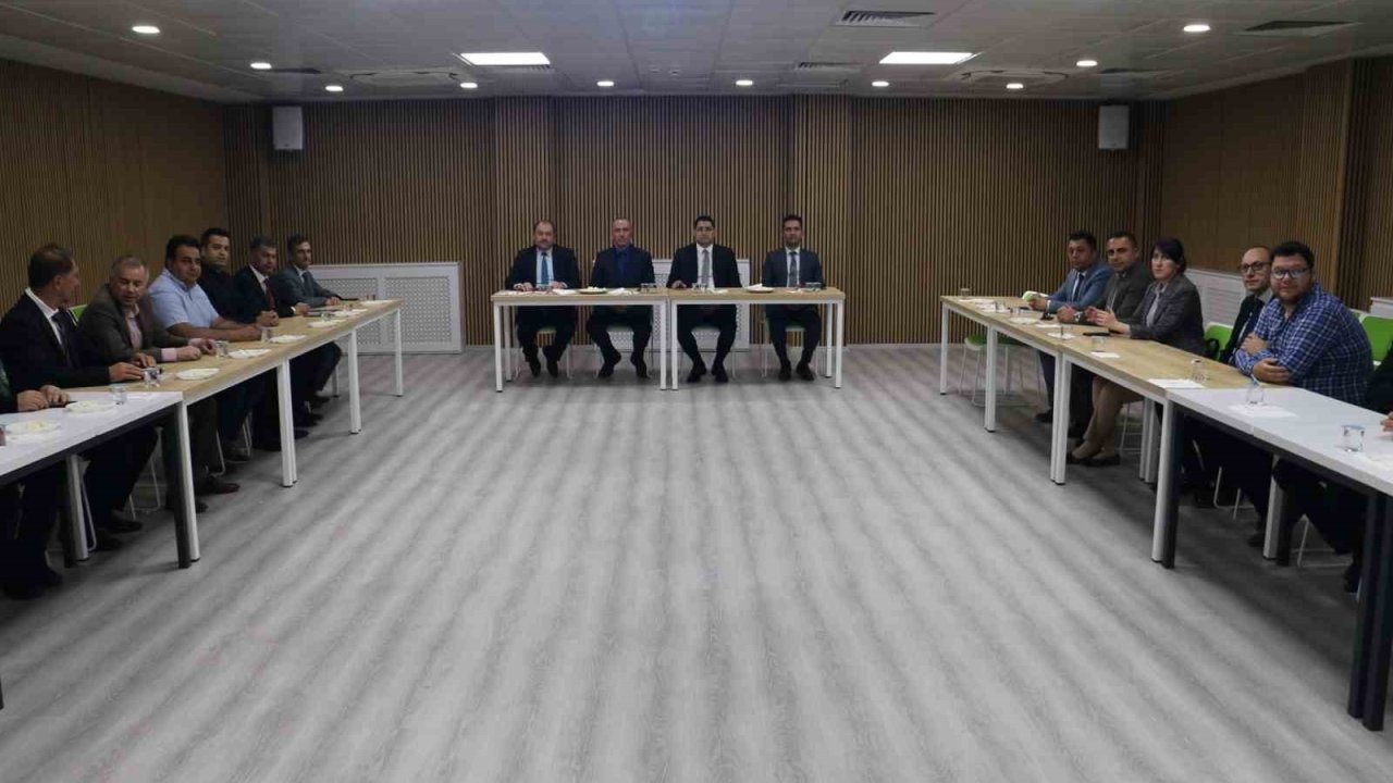 Erzincan’da tulum peyniri üzerine toplantı düzenlendi