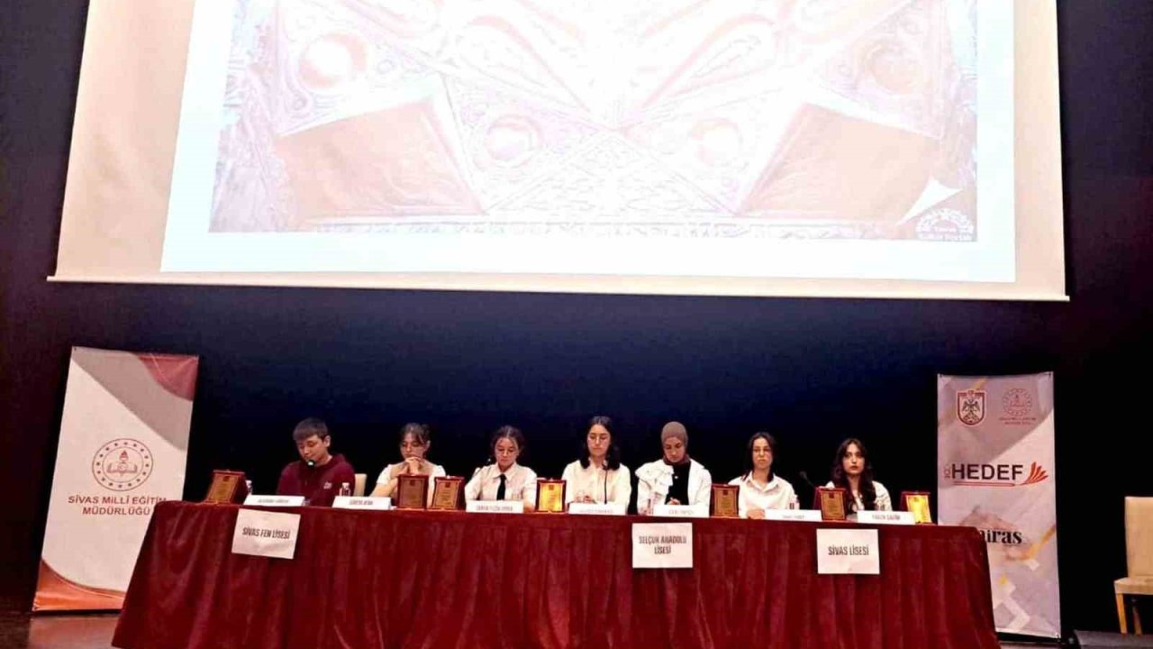 Sivas’ta kültürel miras paneli gerçekleştirildi