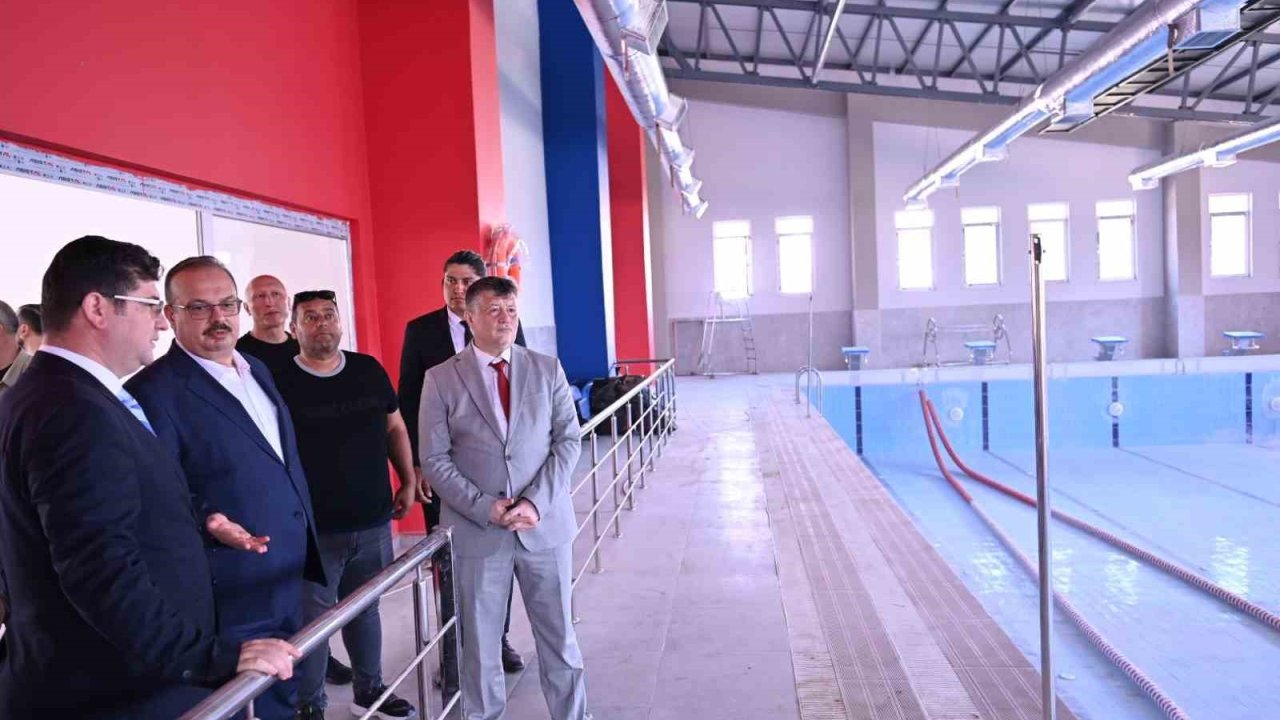 Çine’de Gençlik Merkezi ve Yüzme Havuzu çalışmalarında sona gelindi