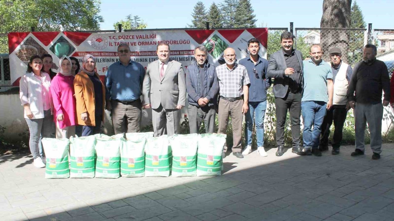 Çiftçilere 650 kilo sertifikalı barbunya tohumu dağıtıldı