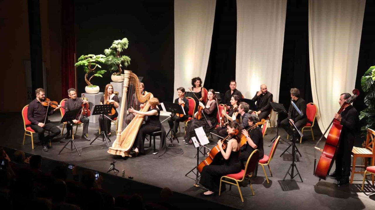 Marmaris’te kültür sanat festivali, konserle başladı