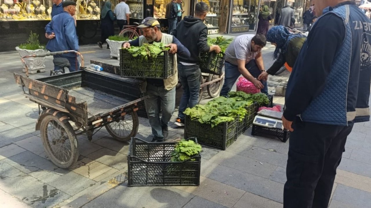 Iğdır Belediyesinden kaldırım işgali denetimi