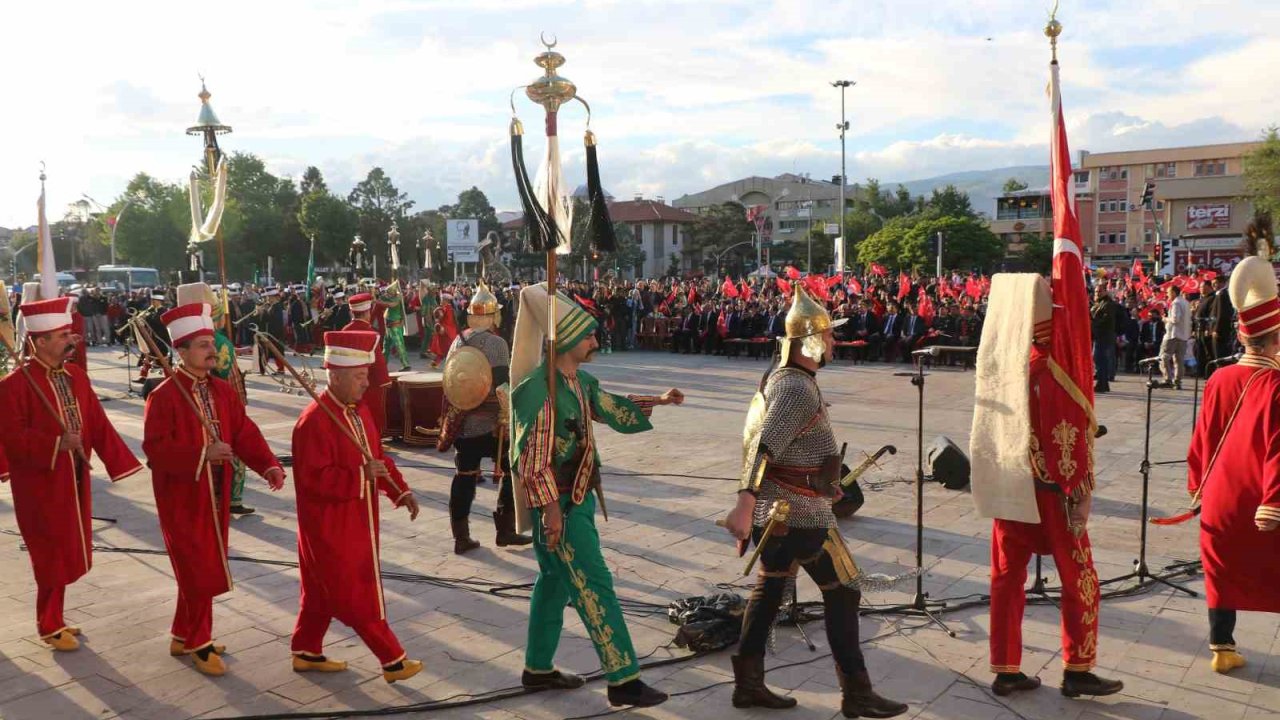 MSB Mehteran Birliği, Erzincan’da konser verdi