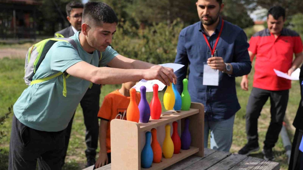 Niğde’de ’Yönüm Aile, Yolum Doğa’ oryantiring etkinliği düzenlendi