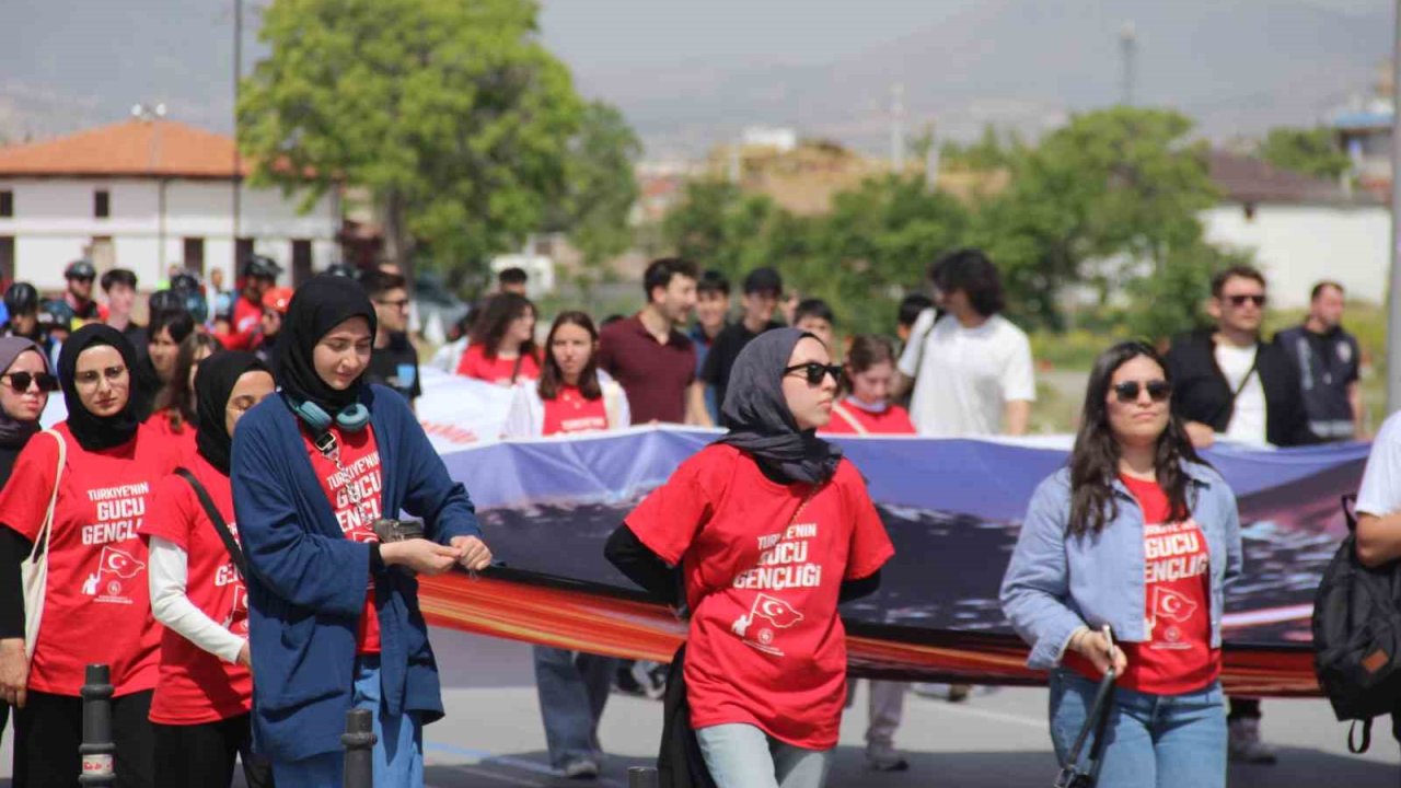 Konya’da 19 Mayıs Atatürk’ü Anma Gençlik ve Spor Bayramı kutlandı