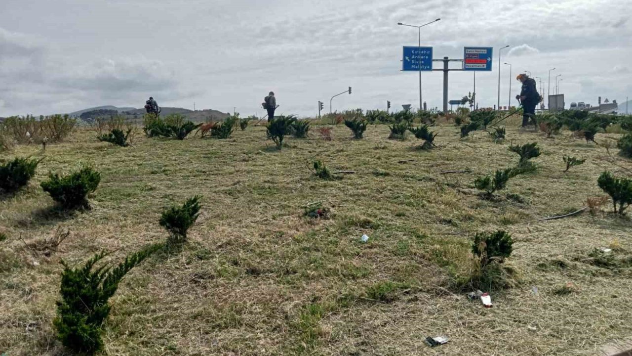 Kayseri’nin dört bir yanında bahar temizliği