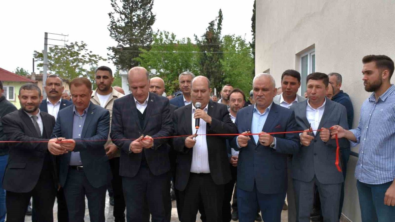 Yapımı tamamlanan cami ibadete açıldı