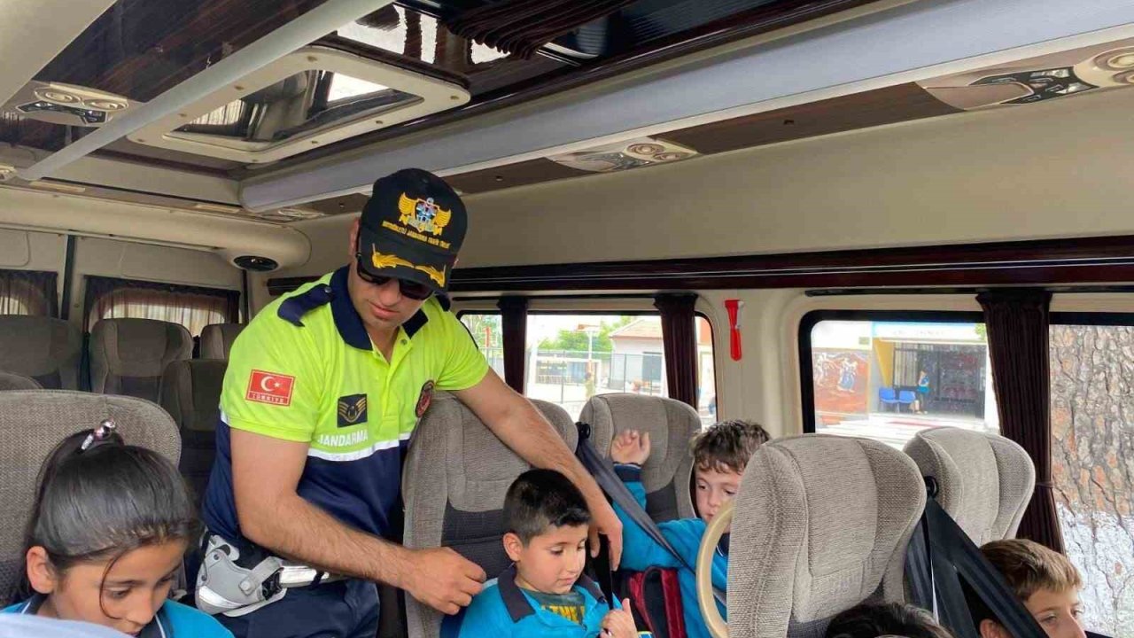 Servis şoförlerine trafik denetimi ve eğitimi