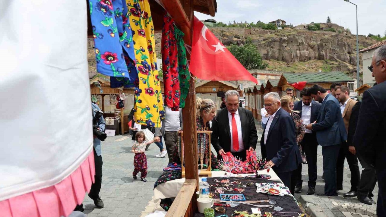 Kayseri protokolü Maharetli Eller’de