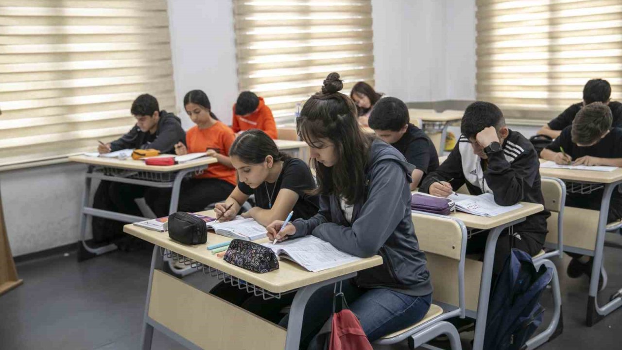 Mersin’de öğrencilerin sınav kaygısını aşmaları için destek veriliyor