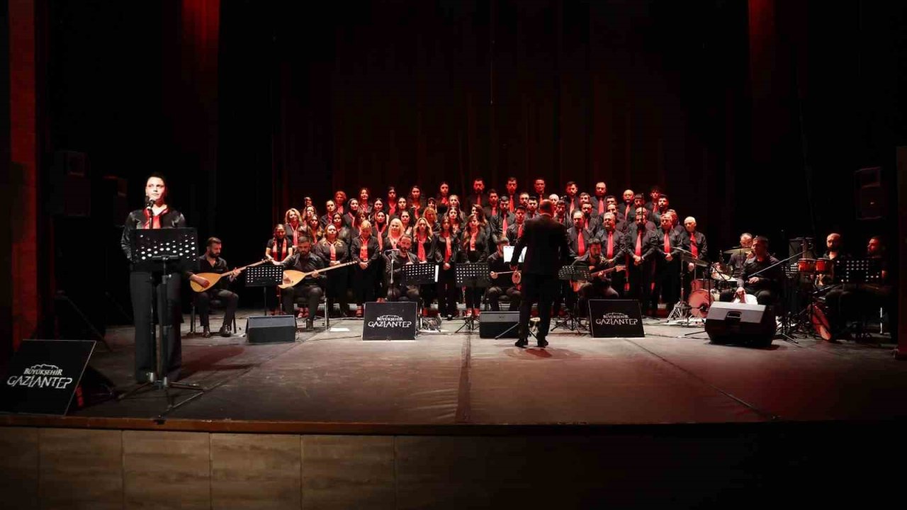 Türk Halk Müziği Korosu’ndan Gaziantep’te Bahar konseri