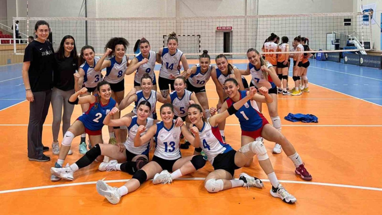 MSKÜ kadın Voleybol takımı süper lige yükseldi