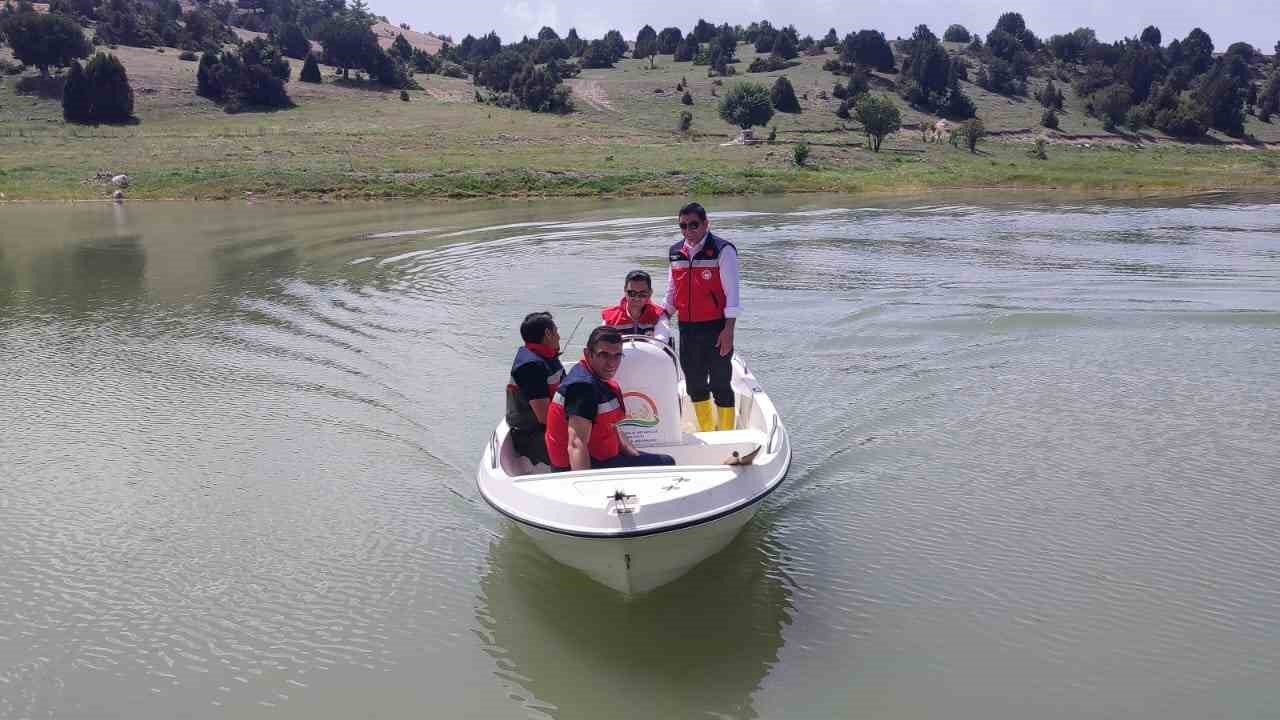 Aslanapa Kureyşler Baraj gölünde su ürünleri denetimi