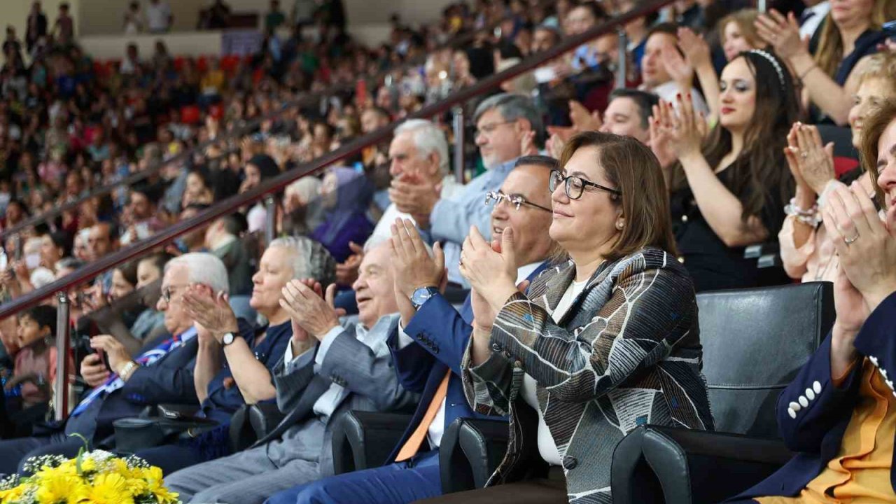 Büyükşehir’den bin bağlama bin umut konseri