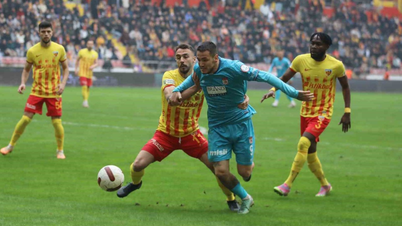 Sivasspor ile Kayserispor 34. randevuda