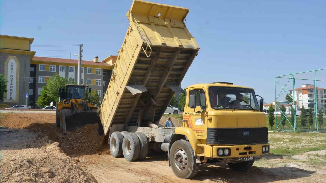 Ereğli Belediyesi şehre yeni yollar kazandırıyor