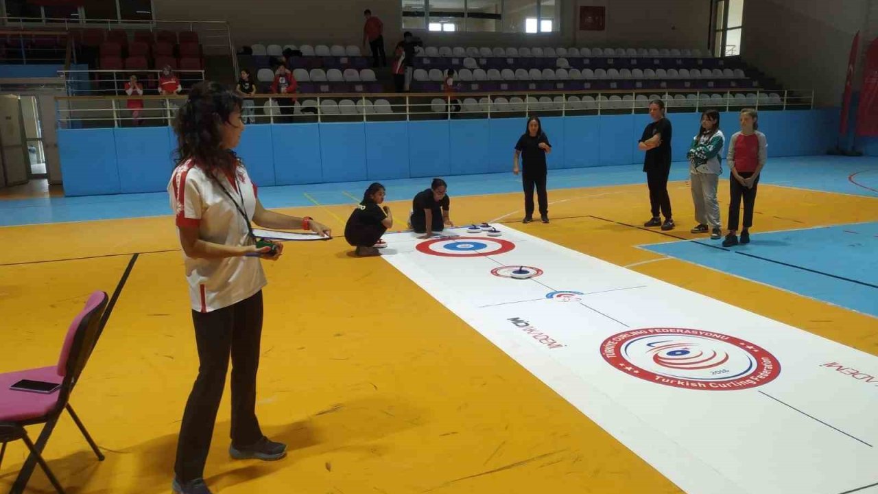 Floor Curling müsabakaları sona erdi