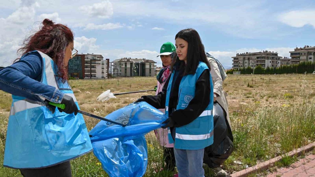 “Temiz Mahalle Temiz Selçuklu” için anlamla etkinlik