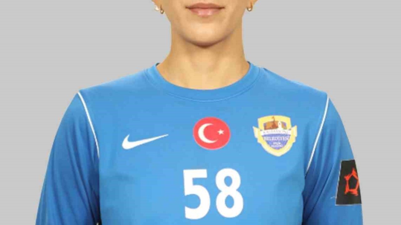 Kastamonu Belediyesispor’da kaleci Merve Erbektaş takımdan ayrıldığını açıkladı