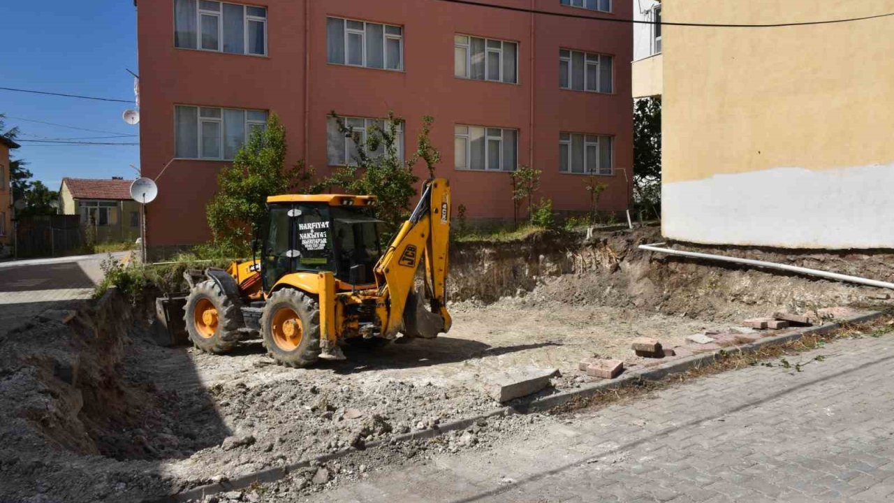 İnşaat alanlarında imar ve şehircilik denetimleri yapılıyor