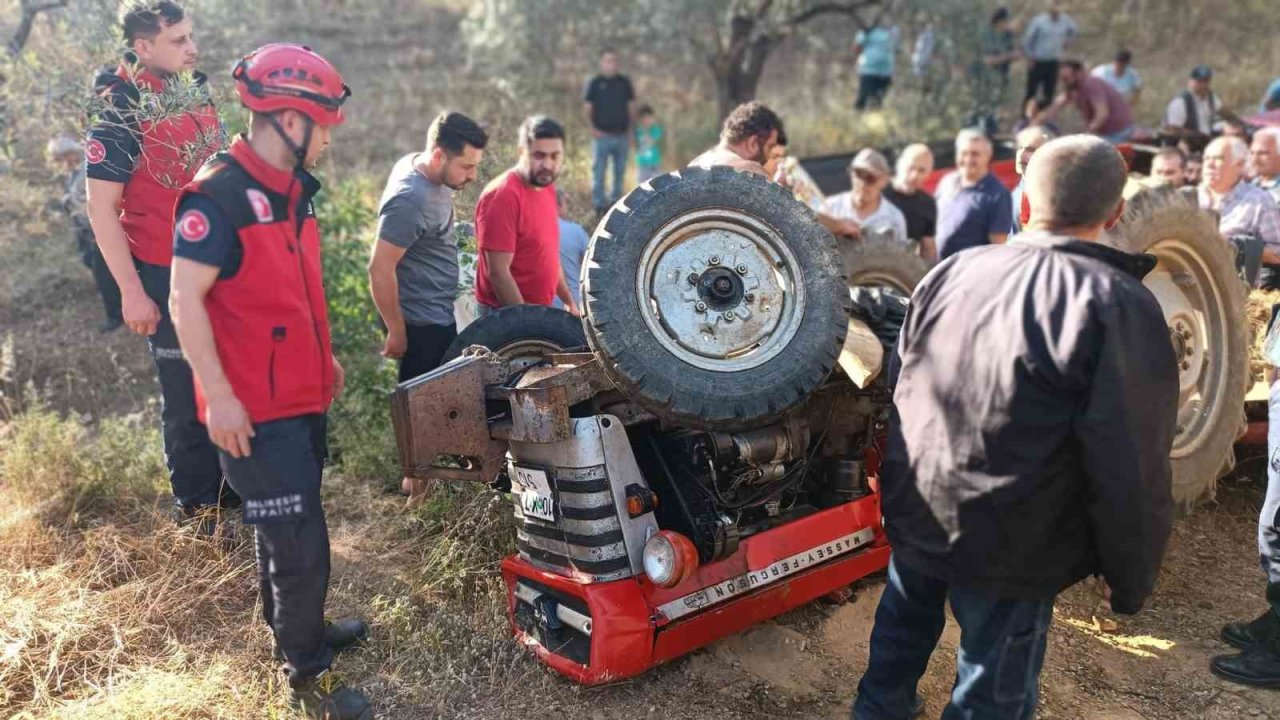 Balıkesir’de traktör devrildi: 1 yaralı