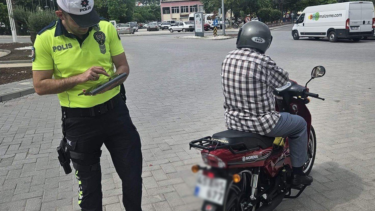 Manisa’da motosiklet denetimi: 985 bin lira cezai işlem uygulandı